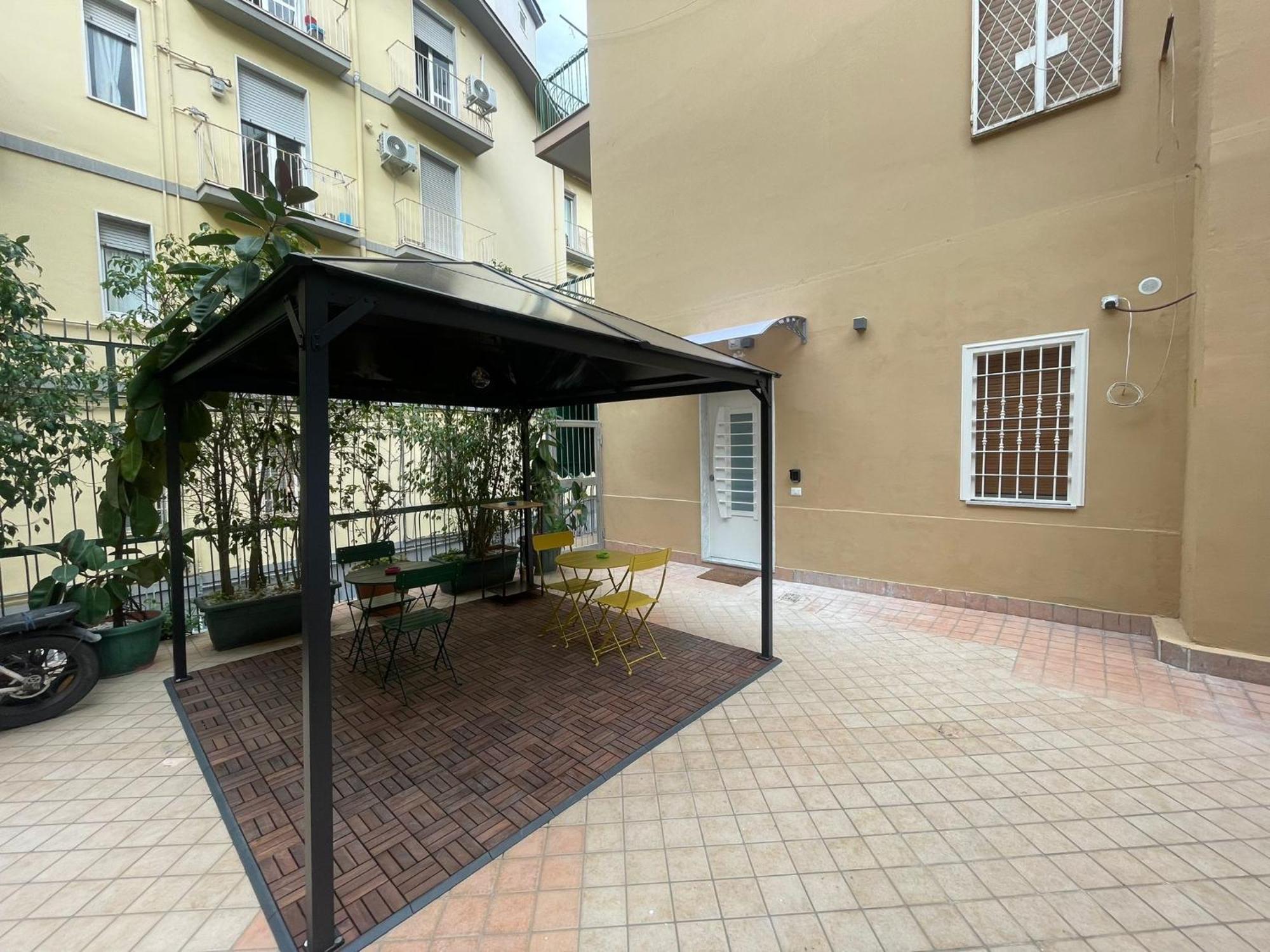 La Casa Di Ily Hotel Napels Buitenkant foto